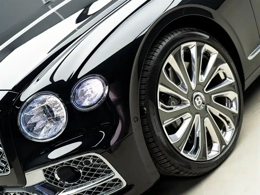 Bentley Flying Spur 2025 из CN, фото 10
