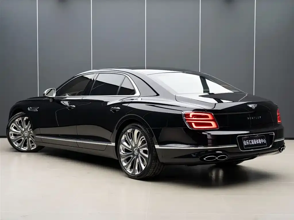 Bentley Flying Spur 2025 из CN, фото 4