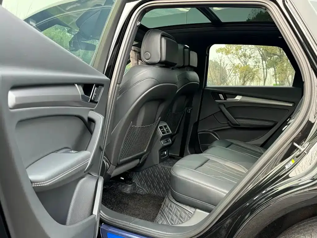 Audi Q5L 2025 из CN, фото 10