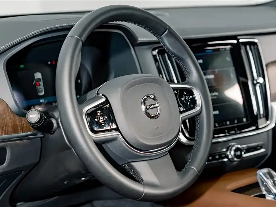 Volvo S90 2025 из CN, фото 9