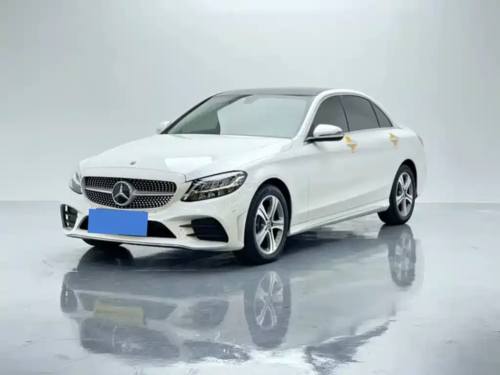 Mercedes-Benz C-Class — фото 1