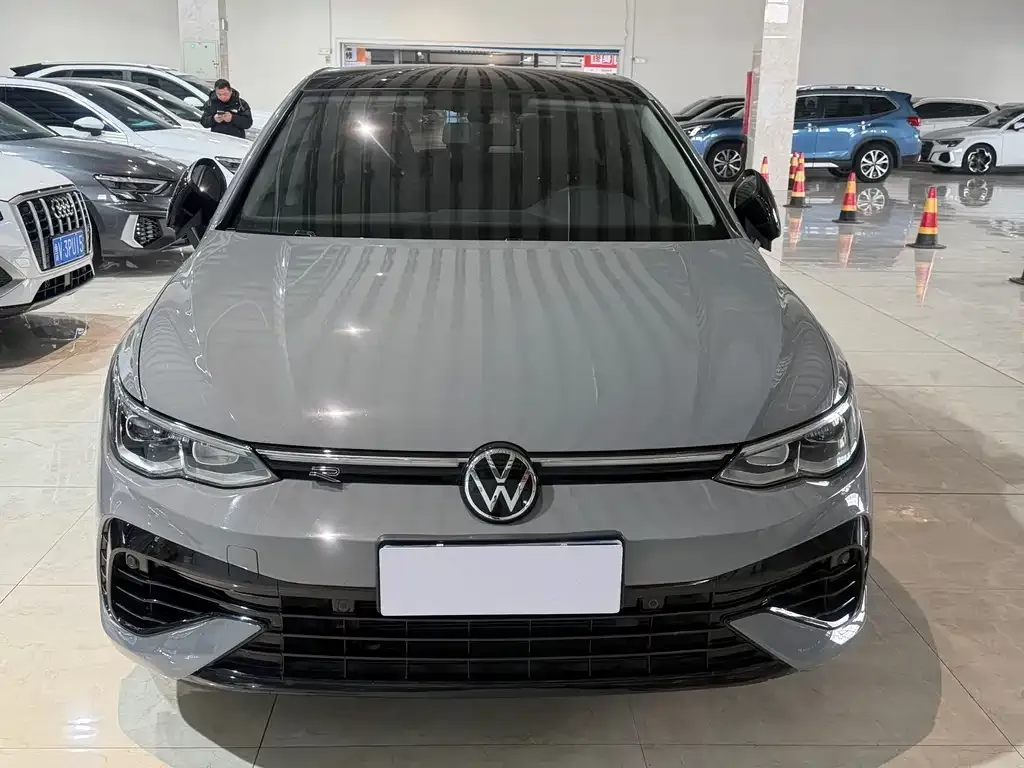 Volkswagen Golf 2022 из CN, фото 3