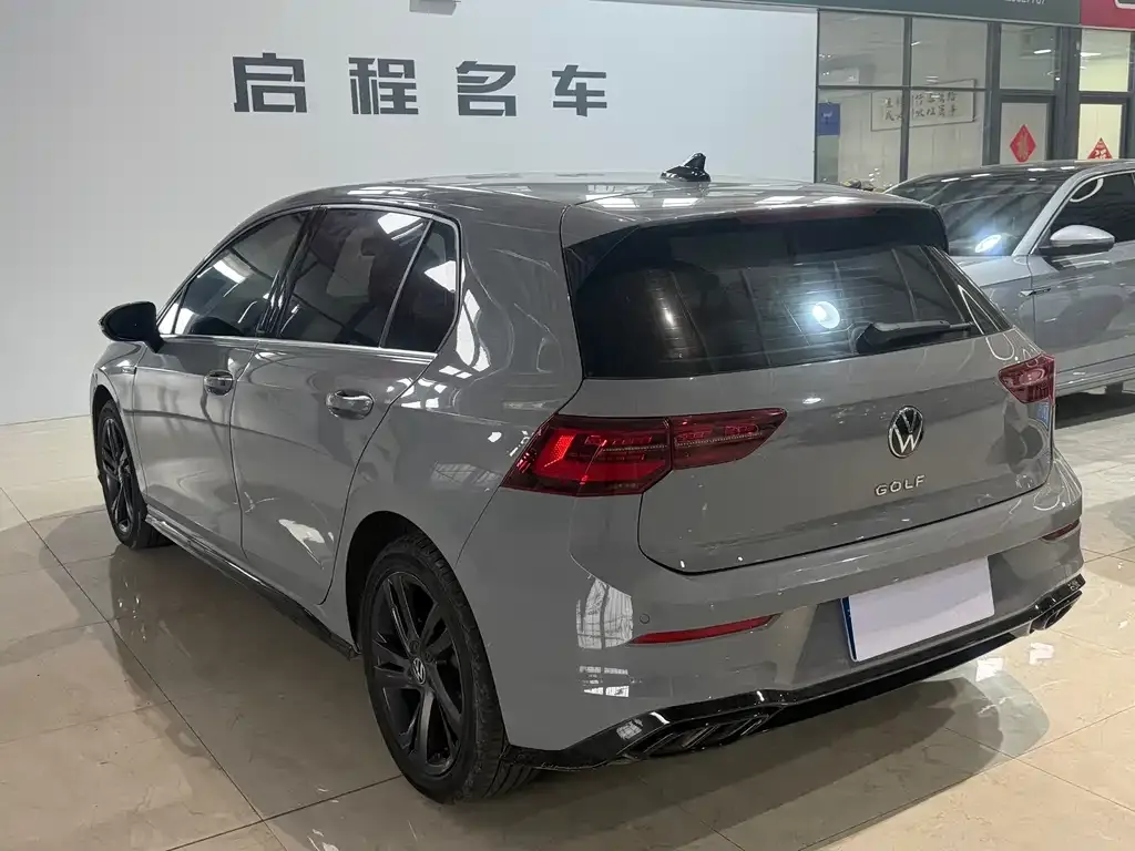 Volkswagen Golf 2022 из CN, фото 8