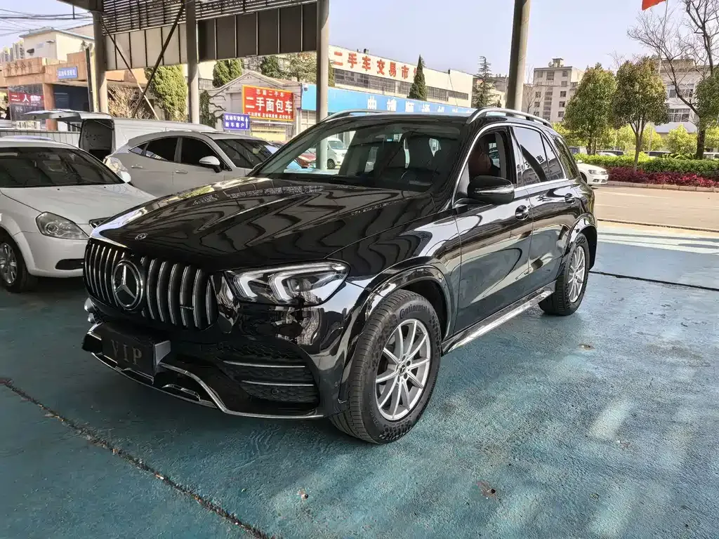 Mercedes-Benz GLE — фото 1