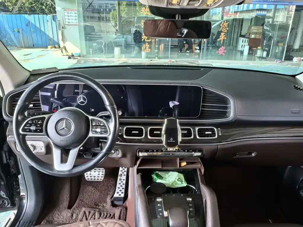 Mercedes-Benz GLE — фото 6