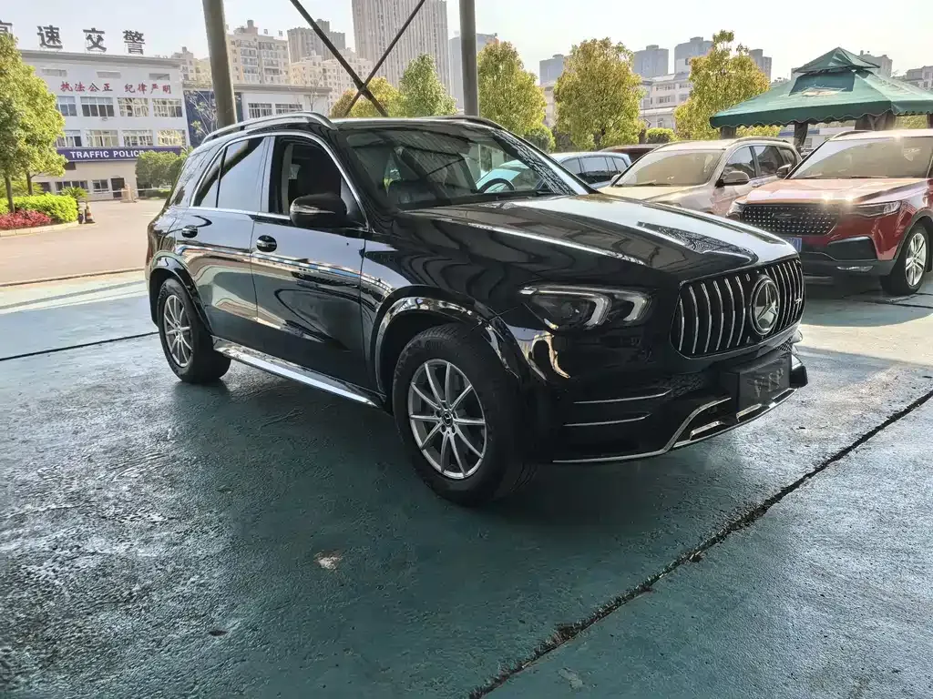 Mercedes-Benz GLE — фото 8