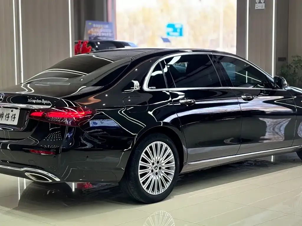 Mercedes-Benz E-Class 2023 из CN, фото 8