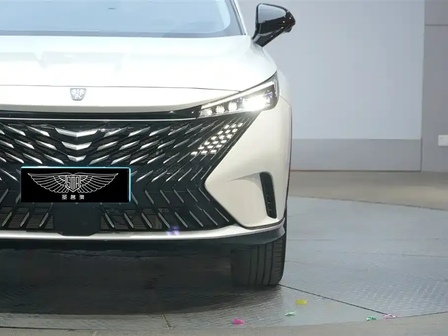 Roewe RX5 2023 из CN, фото 3