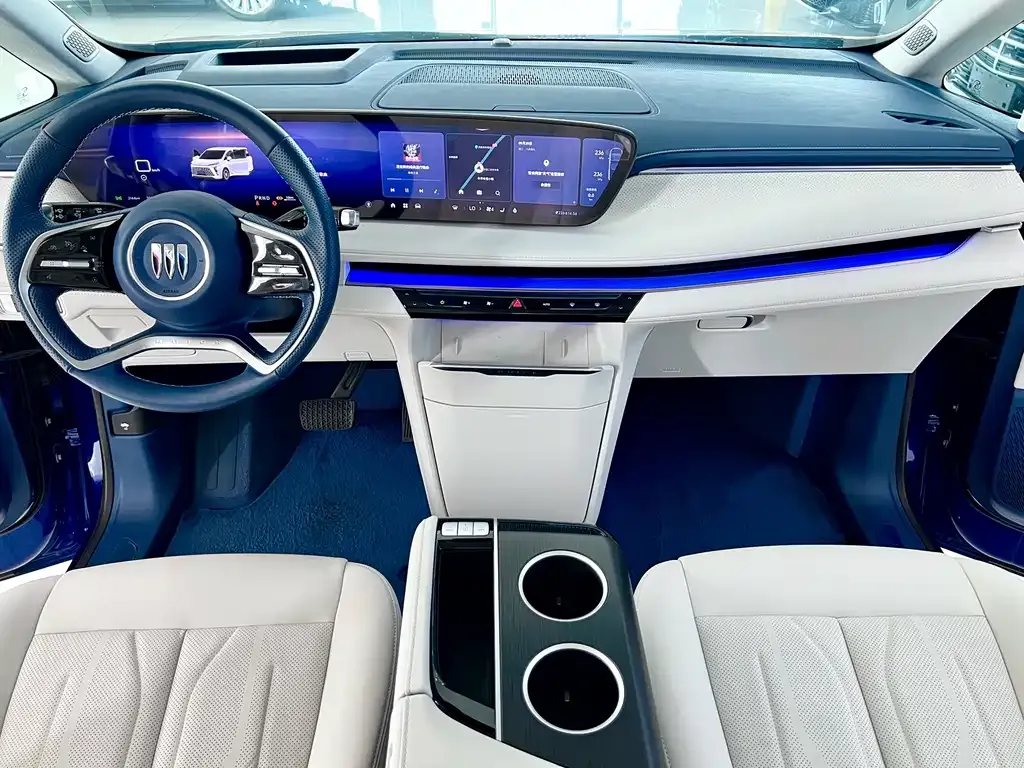 Buick GL8 Hybrid — фото 5