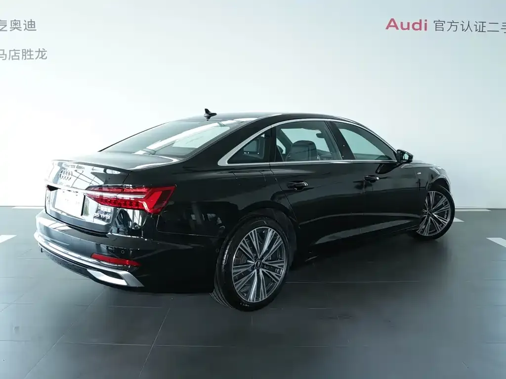 Audi A6L — фото 2