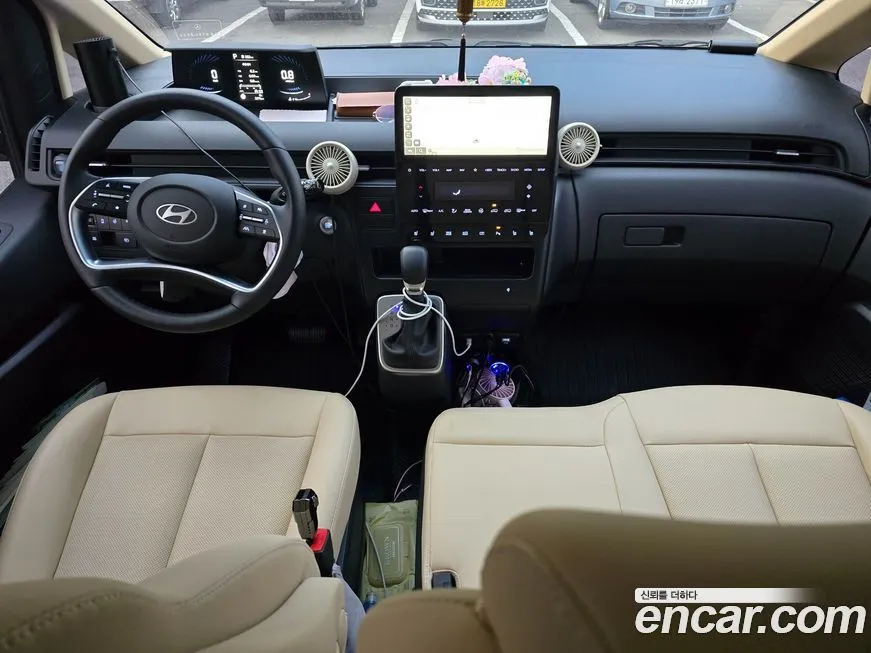 Hyundai Staria — фото 3