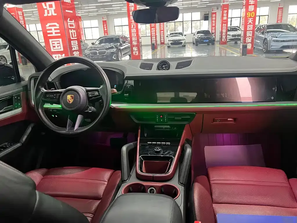 Porsche Cayenne 2024 из CN, фото 2