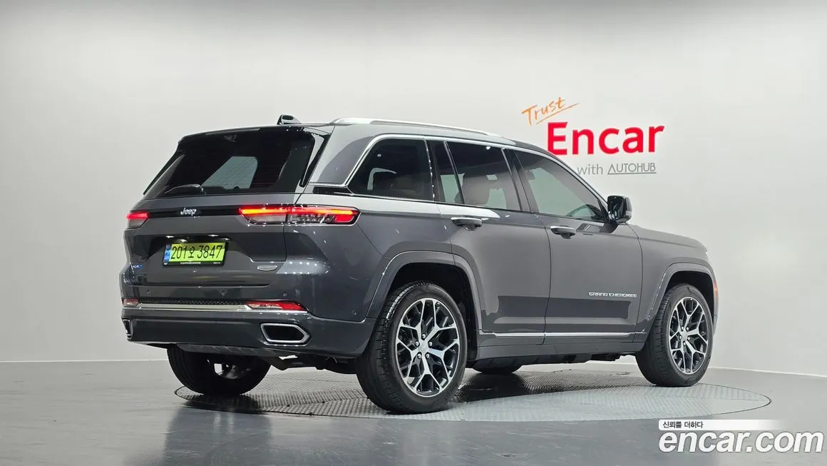 Jeep Cherokee 2023 из KR, фото 3