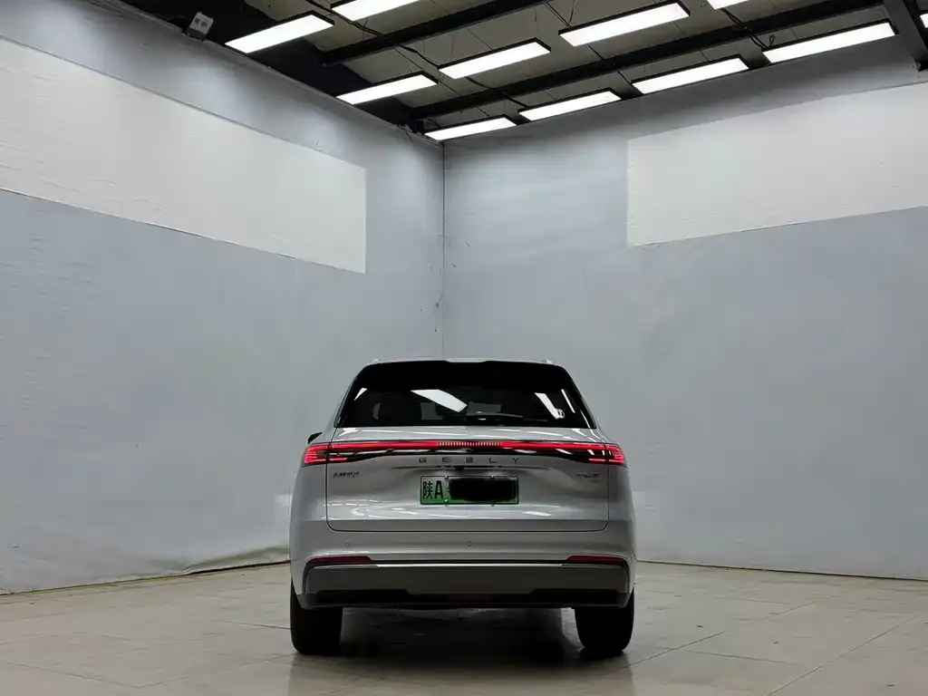 Geely 银河星舰7 — фото 6