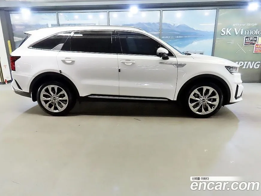 Kia Sorento — фото 8