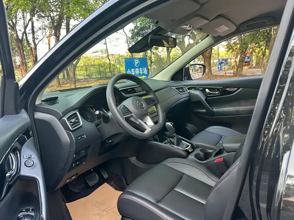 Nissan Qashqai 2022 из CN, фото 3
