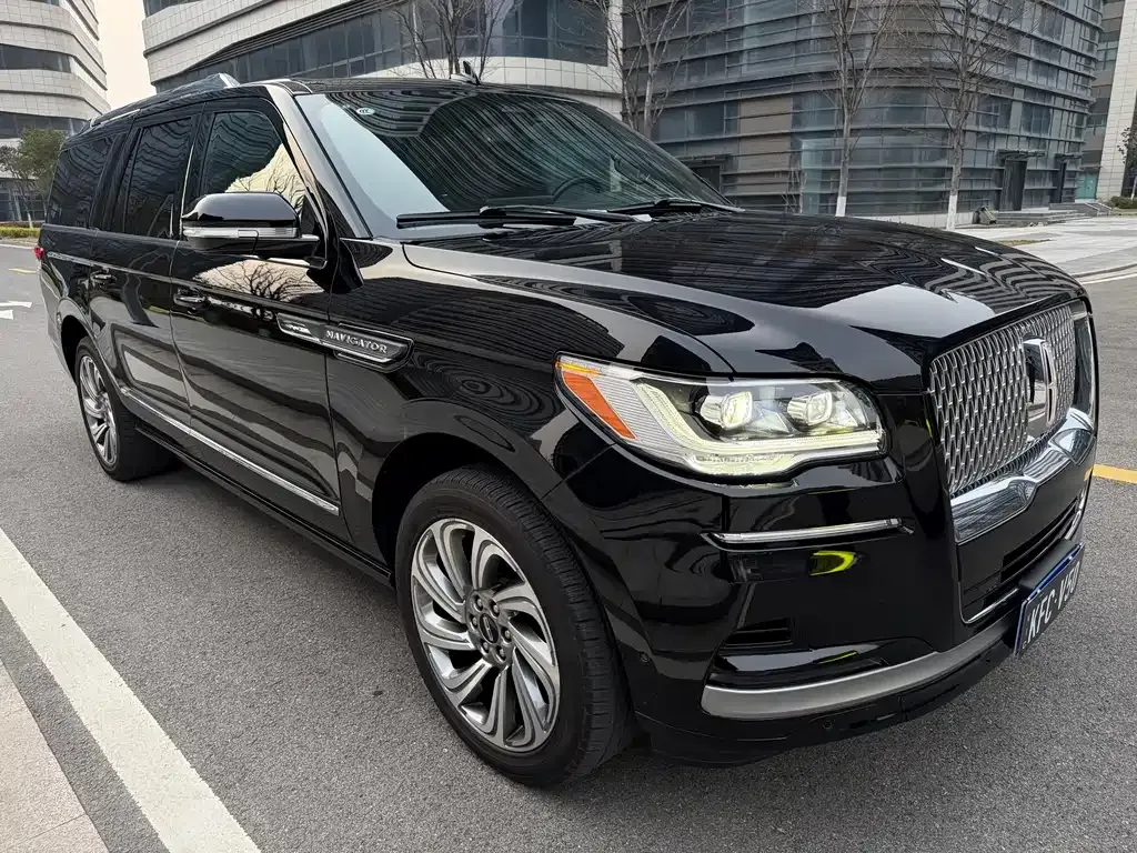 Lincoln Navigator 2023 из CN, фото 5