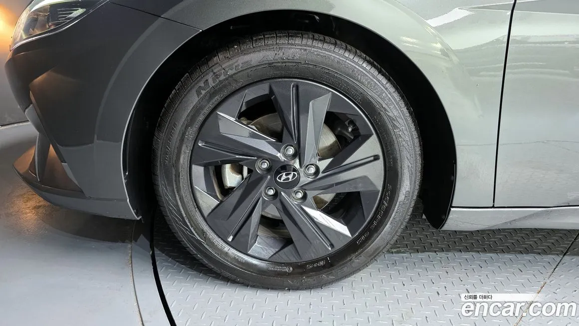 Hyundai AVANTE 2023 из KR, фото 5