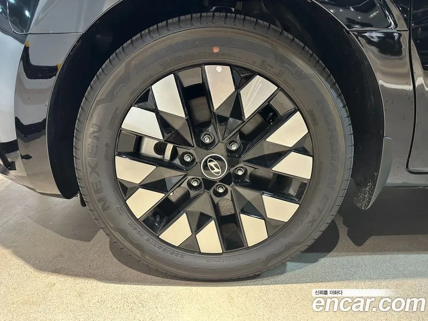 Hyundai Staria — фото 4