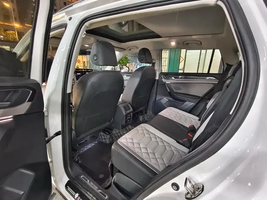 Volkswagen Tayron 2023 из CN, фото 7