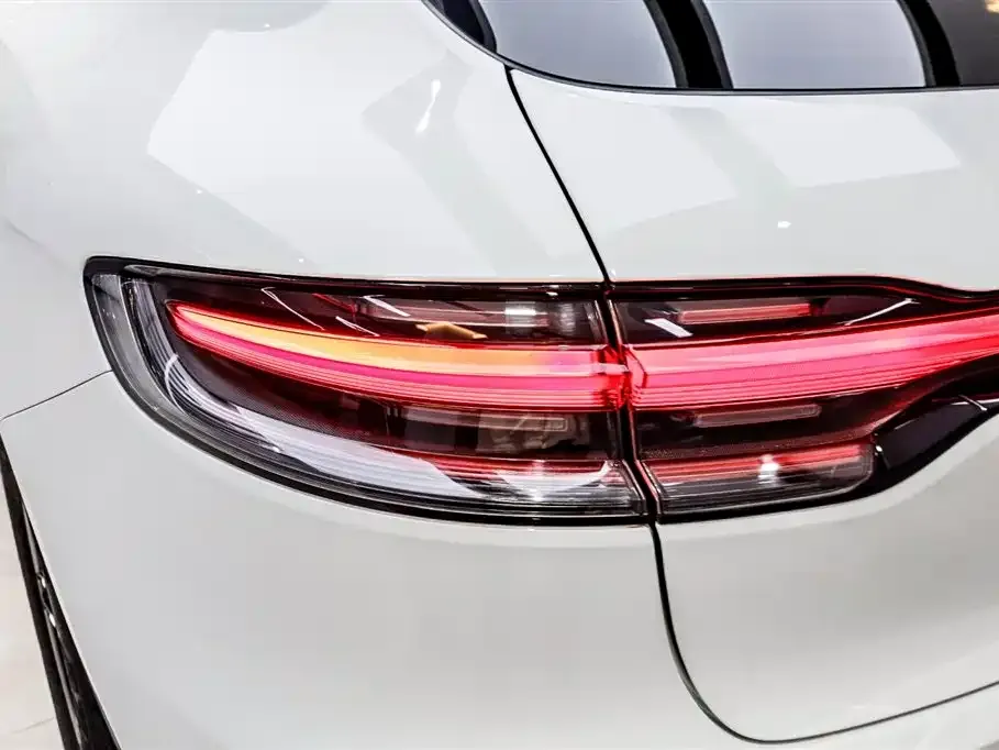 Porsche Macan — фото 8