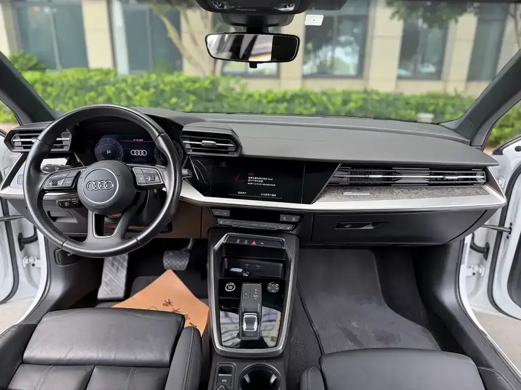 Audi A3 2023 из CN, фото 6