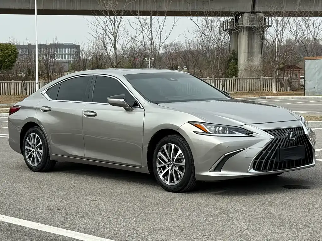 Lexus ES 2022 из CN, фото 10