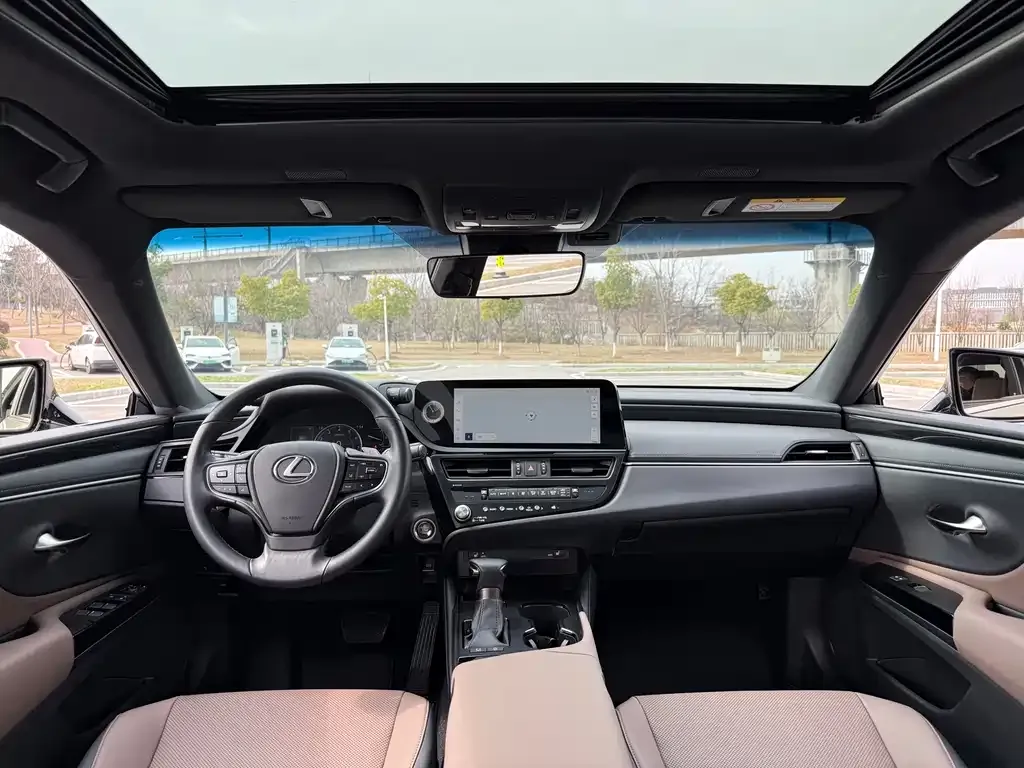 Lexus ES 2022 из CN, фото 2