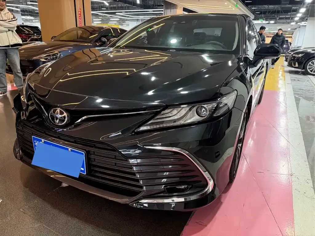 Toyota Camry 2022 из CN, фото 1