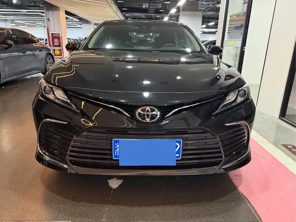 Toyota Camry 2022 из CN, фото 3