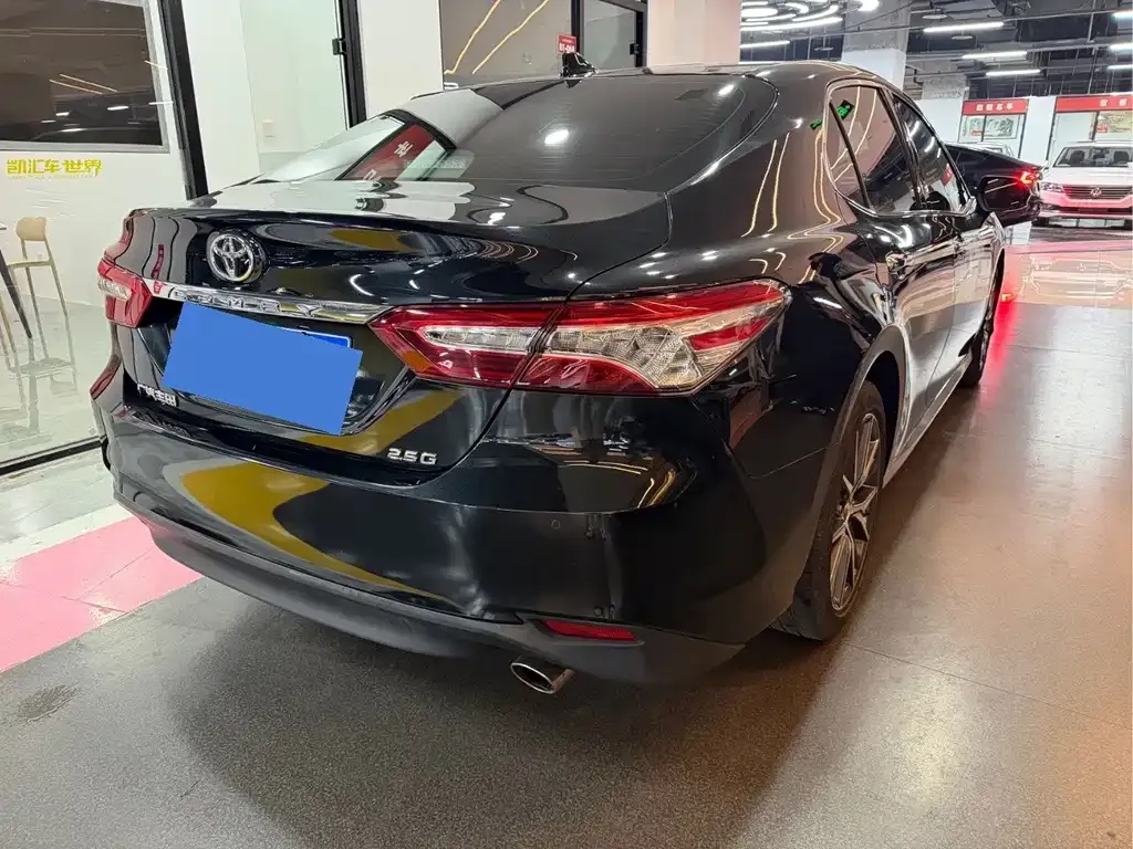 Toyota Camry 2022 из CN, фото 7