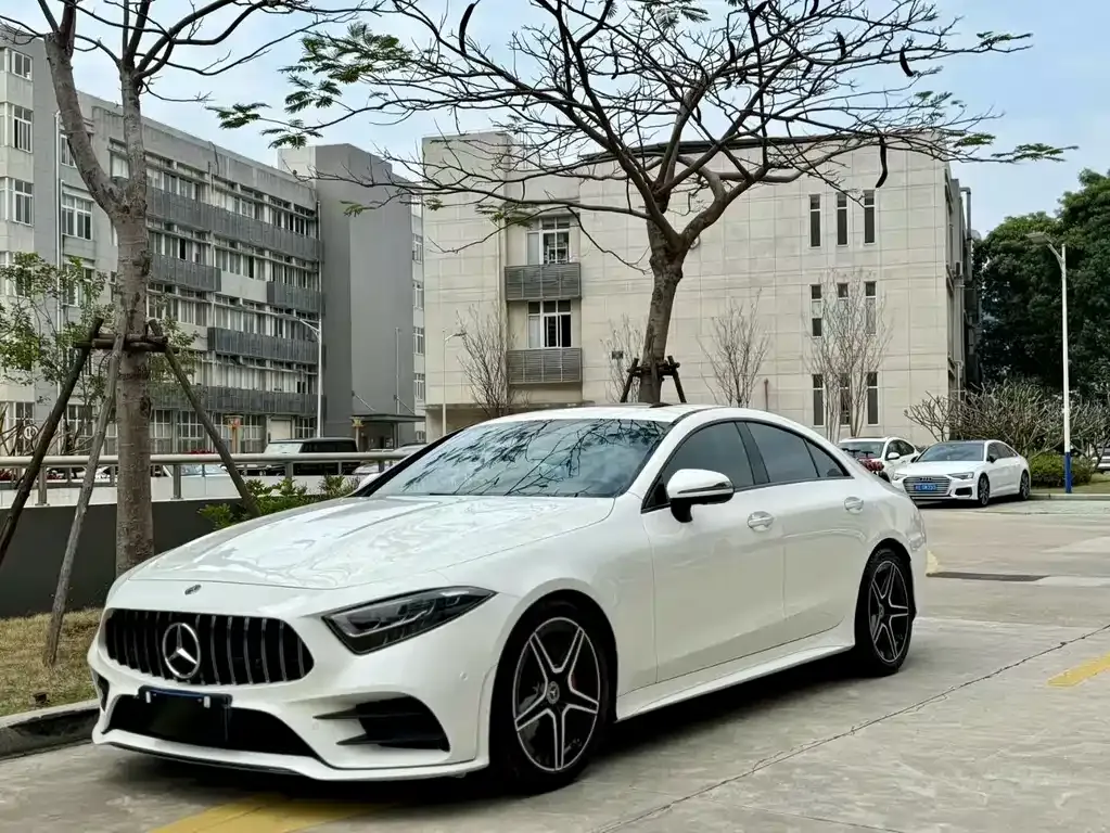 Mercedes-Benz CLS