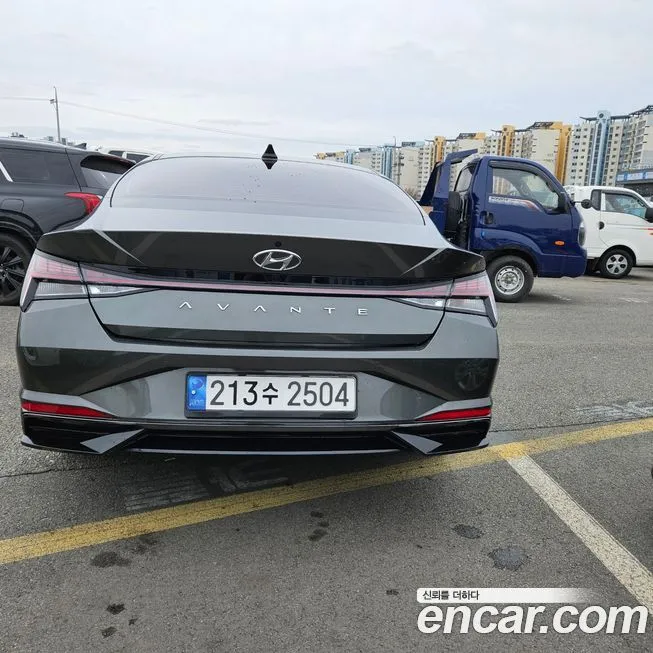 Hyundai AVANTE 2023 из KR, фото 2