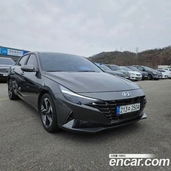 Hyundai AVANTE 2023 из KR, фото 3
