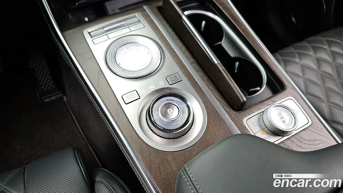 Genesis GV80 — фото 10