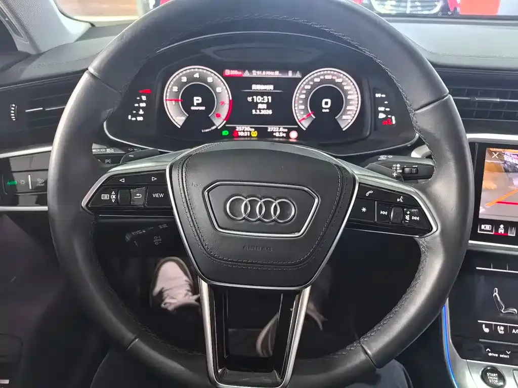 Audi A6L 2024 из CN, фото 4