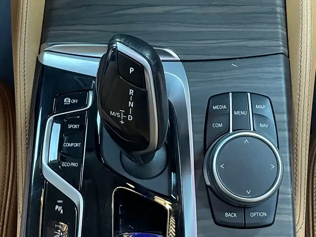 BMW 6 Series GT — фото 9