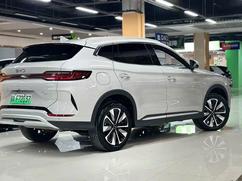 BYD PLUS New Energy — фото 4