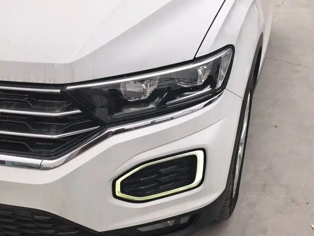 Volkswagen T-Roc 2023 из CN, фото 8