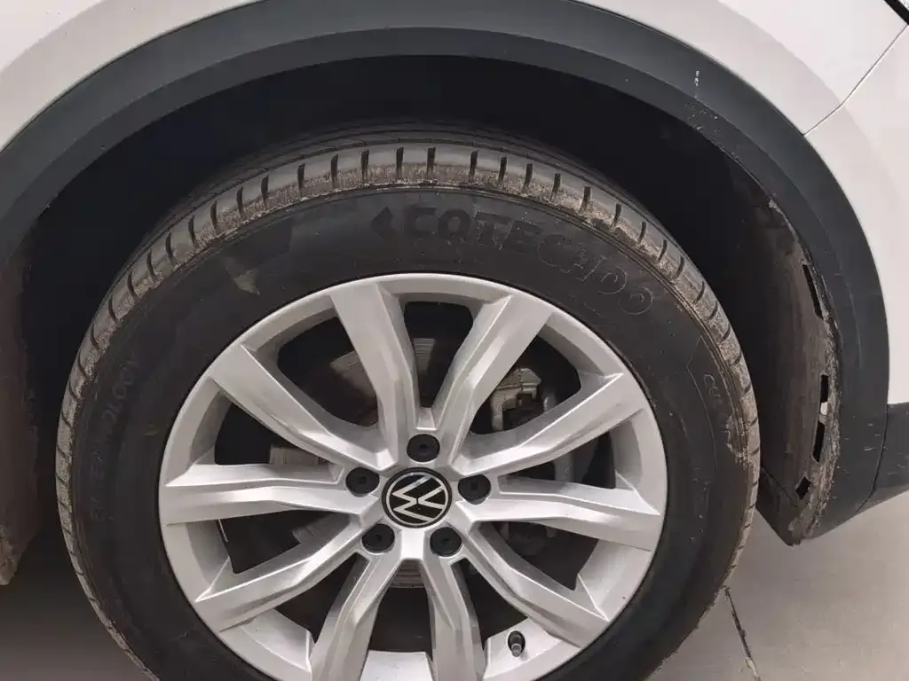 Volkswagen T-Roc 2023 из CN, фото 10