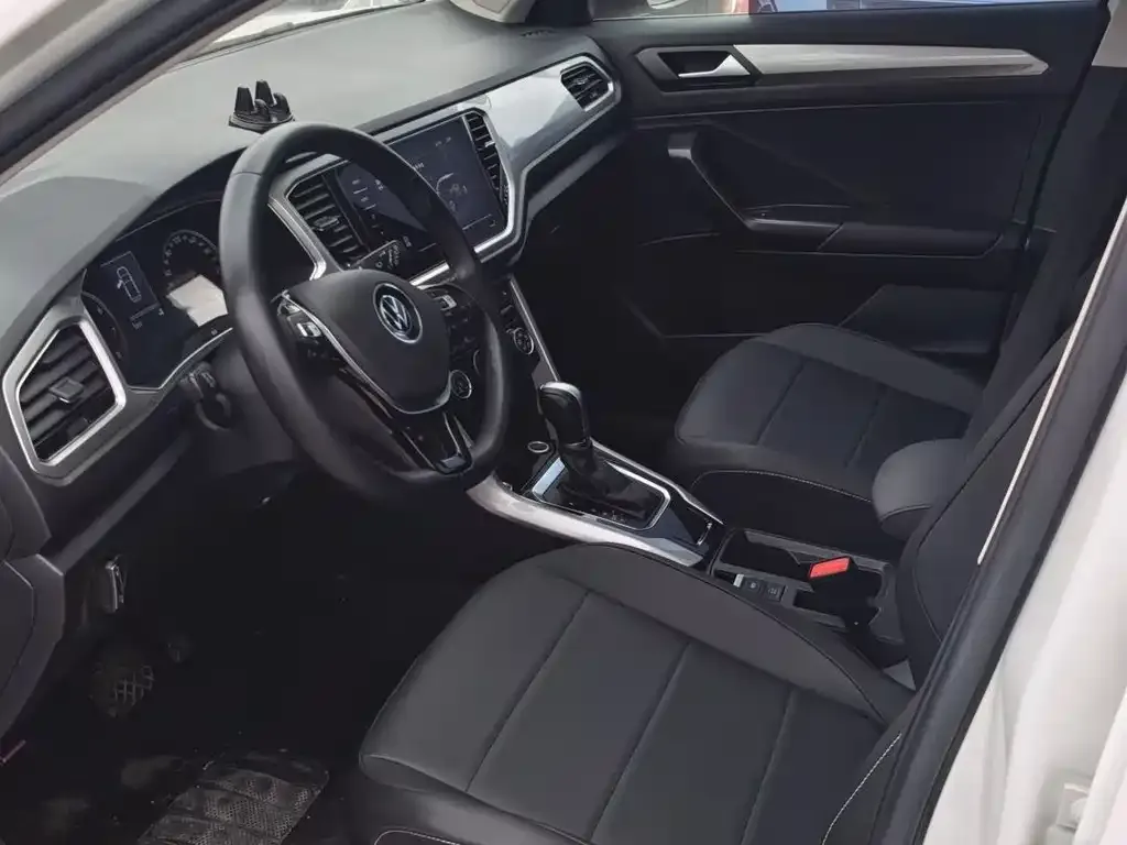 Volkswagen T-Roc 2023 из CN, фото 6