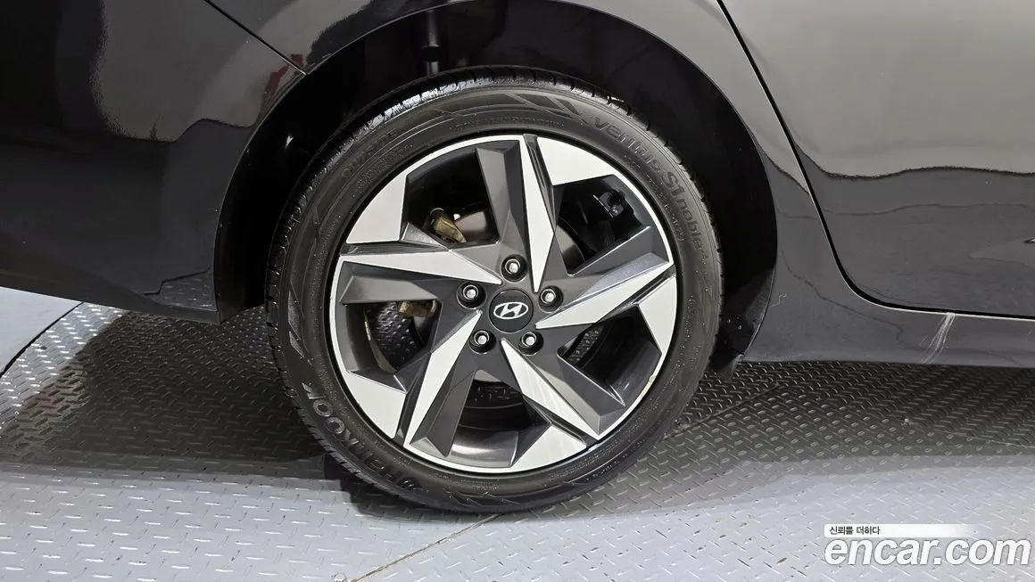 Hyundai AVANTE — фото 7