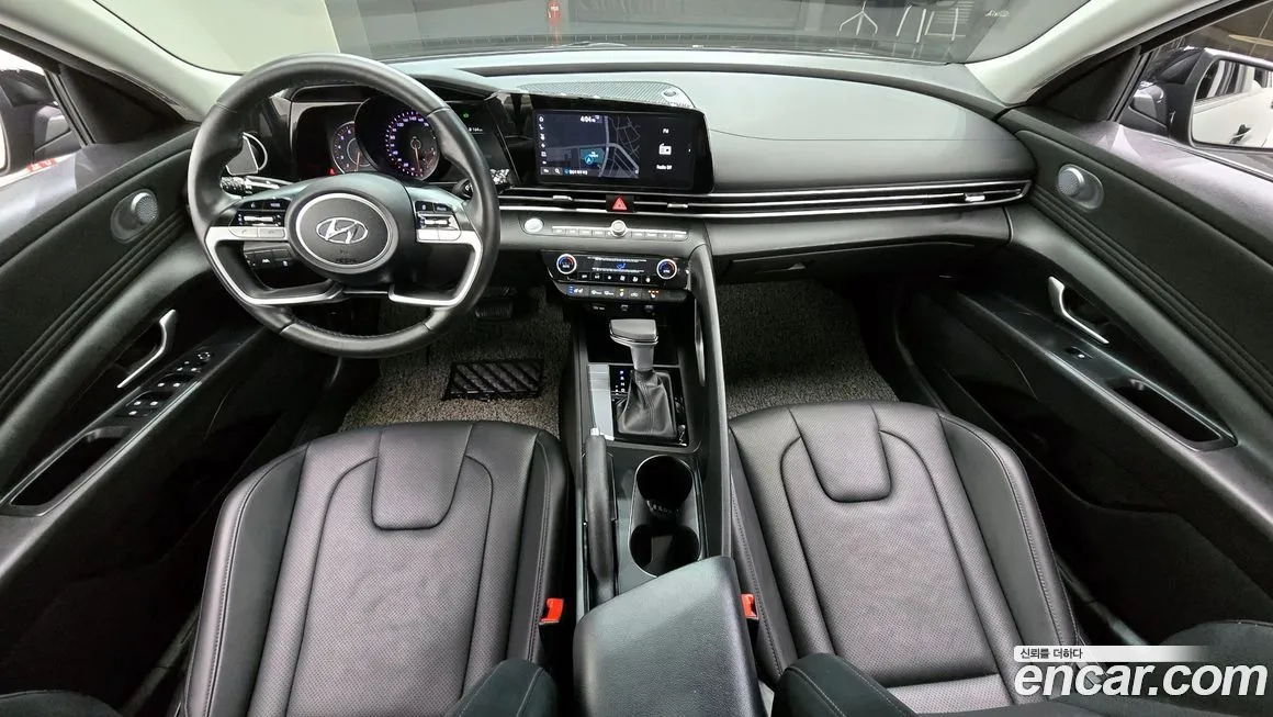 Hyundai AVANTE — фото 3