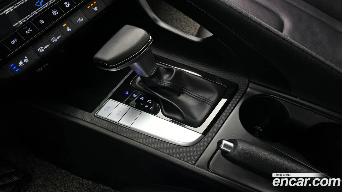 Hyundai AVANTE — фото 2