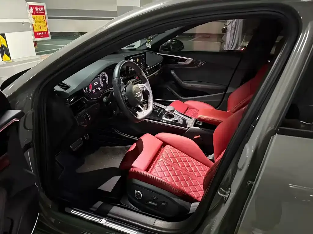 Audi S4 2022 из CN, фото 4