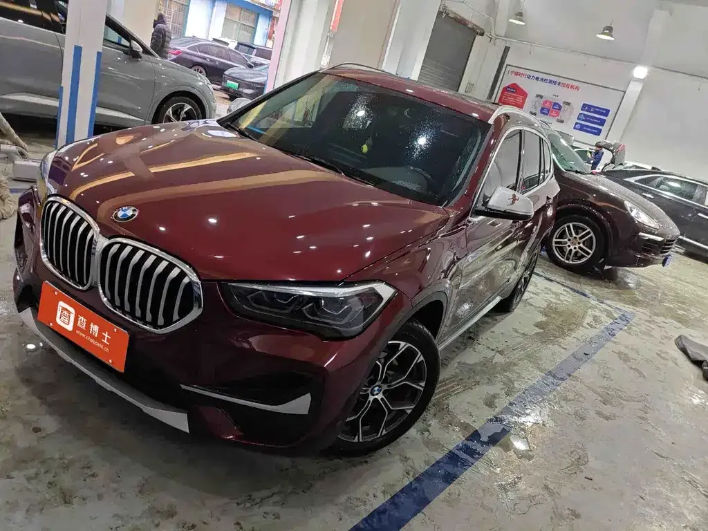 BMW X1 — фото 1