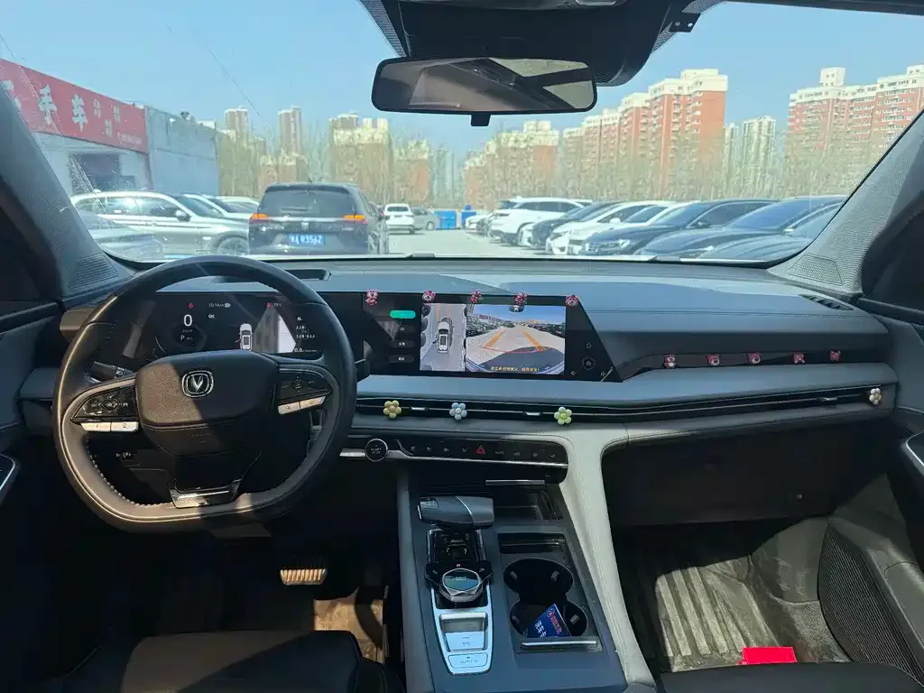 Changan CS75PLUS — фото 3