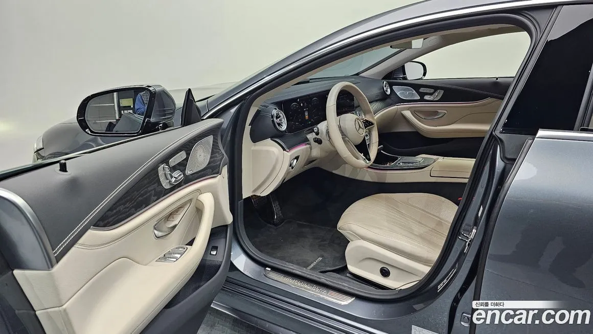 Mercedes-Benz CLS-Class — фото 10