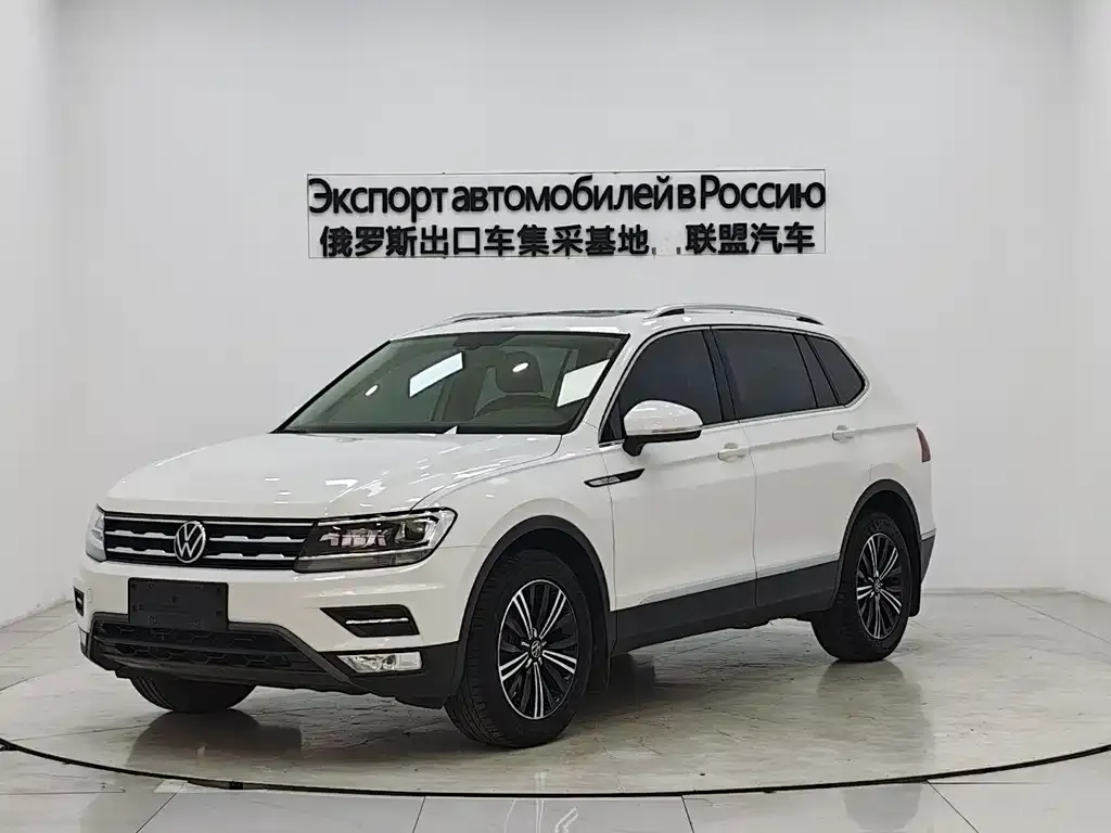 Volkswagen Tiguan L