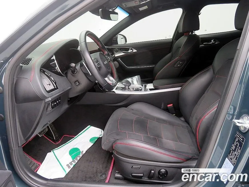 Kia Stinger 2023 из KR, фото 6